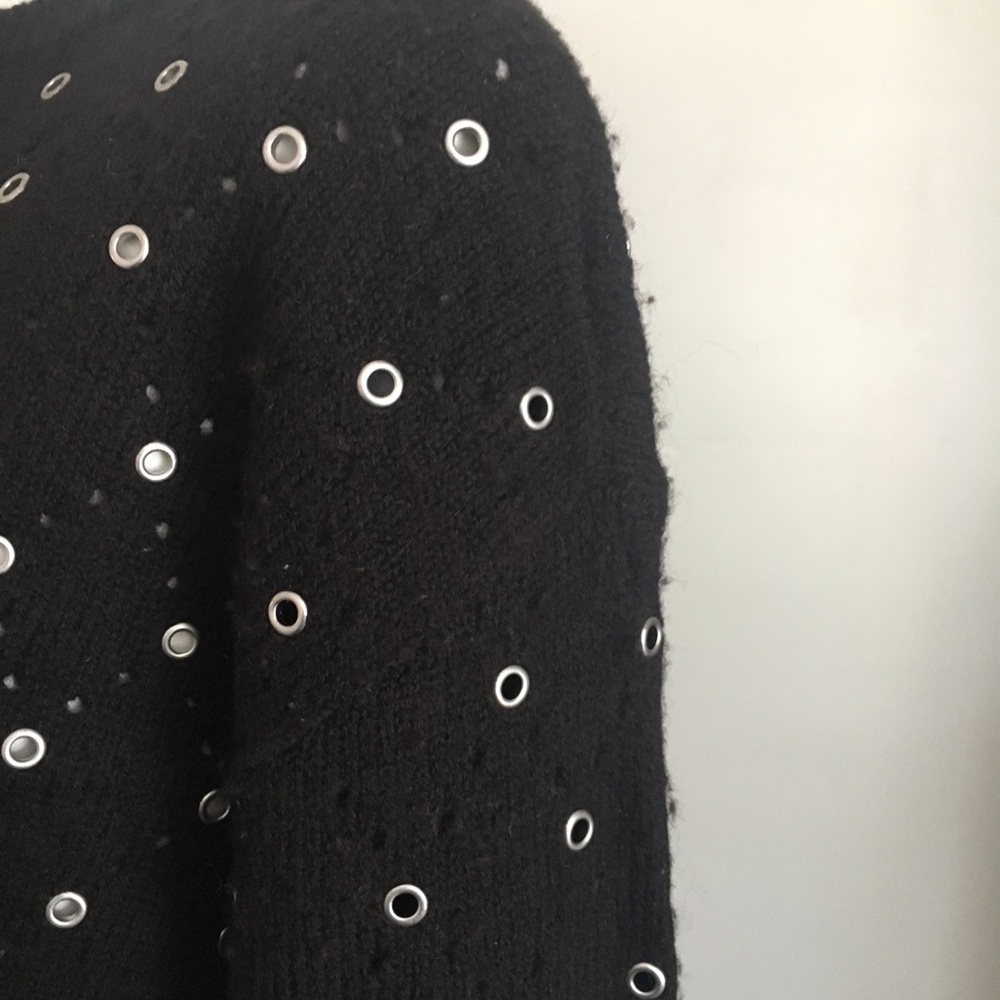 New MICHAEL Michael Kors Grommet Black Sweater - Picture 3 of 8